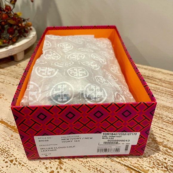 Tory Burch Miller Cloud Calf Leather New Ivory Sandals - Picture 11 of 13